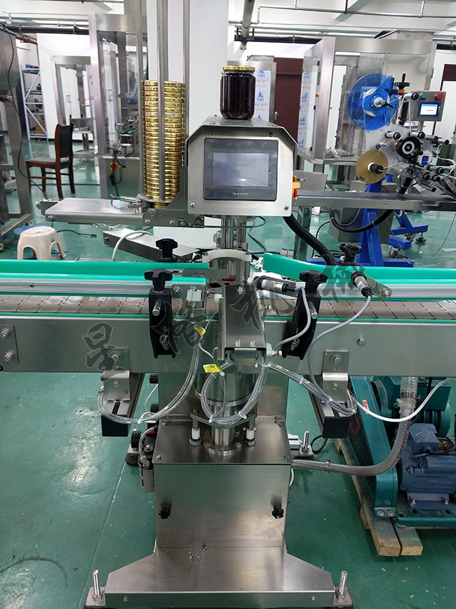 自動灌裝抽真空生產線將醬料行業進行到底！(圖1)