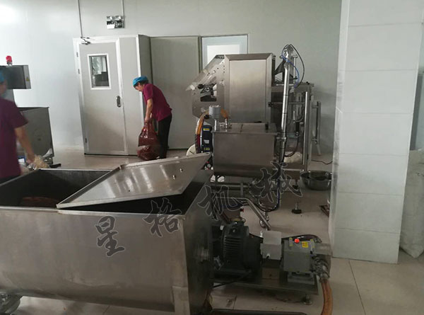 預(yù)制菜醬料包裝機(jī)設(shè)備在餐飲行業(yè)的作用(圖2)