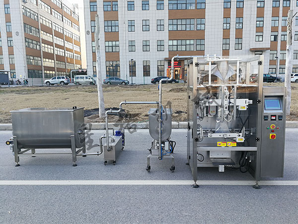 草莓醬料包裝機(jī)在食品行業(yè)的重要性(圖1) 草莓醬料包裝機(jī)在食品行業(yè)的重要性(圖1)