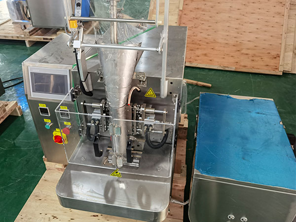 酸菜醬料定量包裝機(jī)自動(dòng)計(jì)量條件是什么(圖3) 酸菜醬料定量包裝機(jī)自動(dòng)計(jì)量條件是什么(圖3)